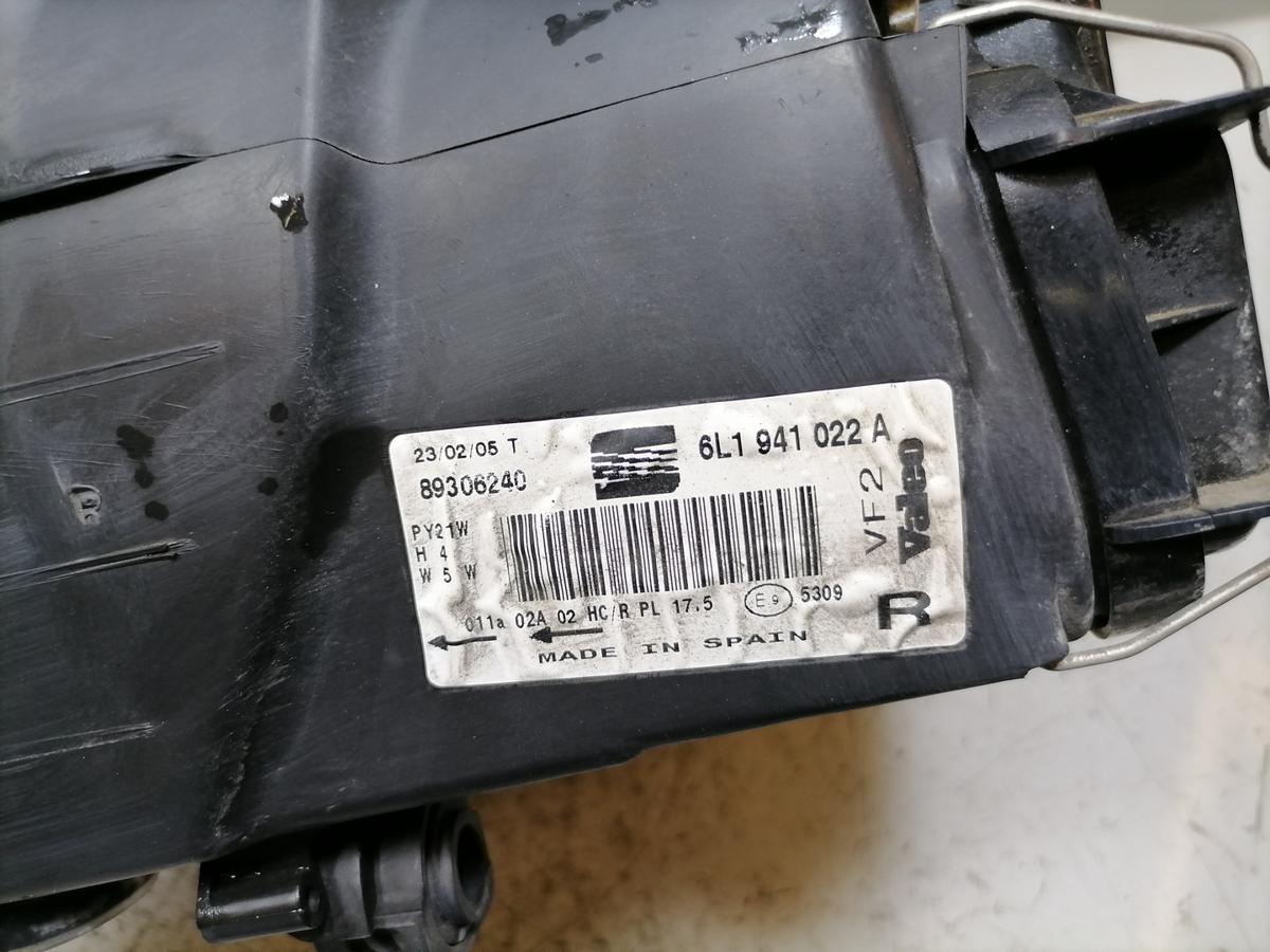 Seat Ibiza 6L original Scheinwerfer vorn rechts Halogen Bj.2006